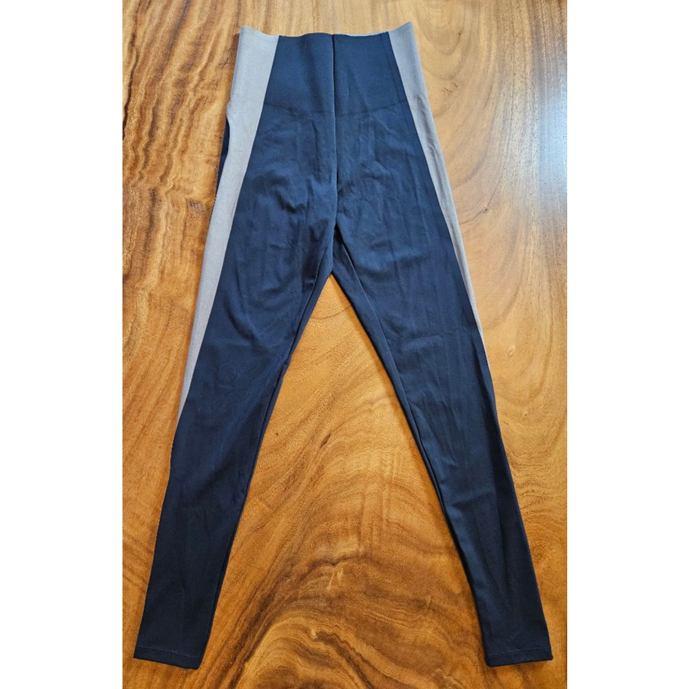 OYSHO Women's Leggings XS Black Gray Color Block